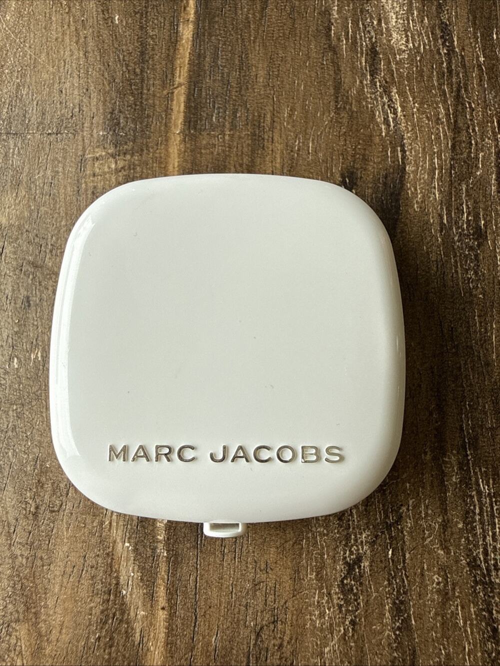 MARC JACOBS O!mega Bronzer Coconut Perfect Tan 104 Tan-Tastic Travel Sz .13oz